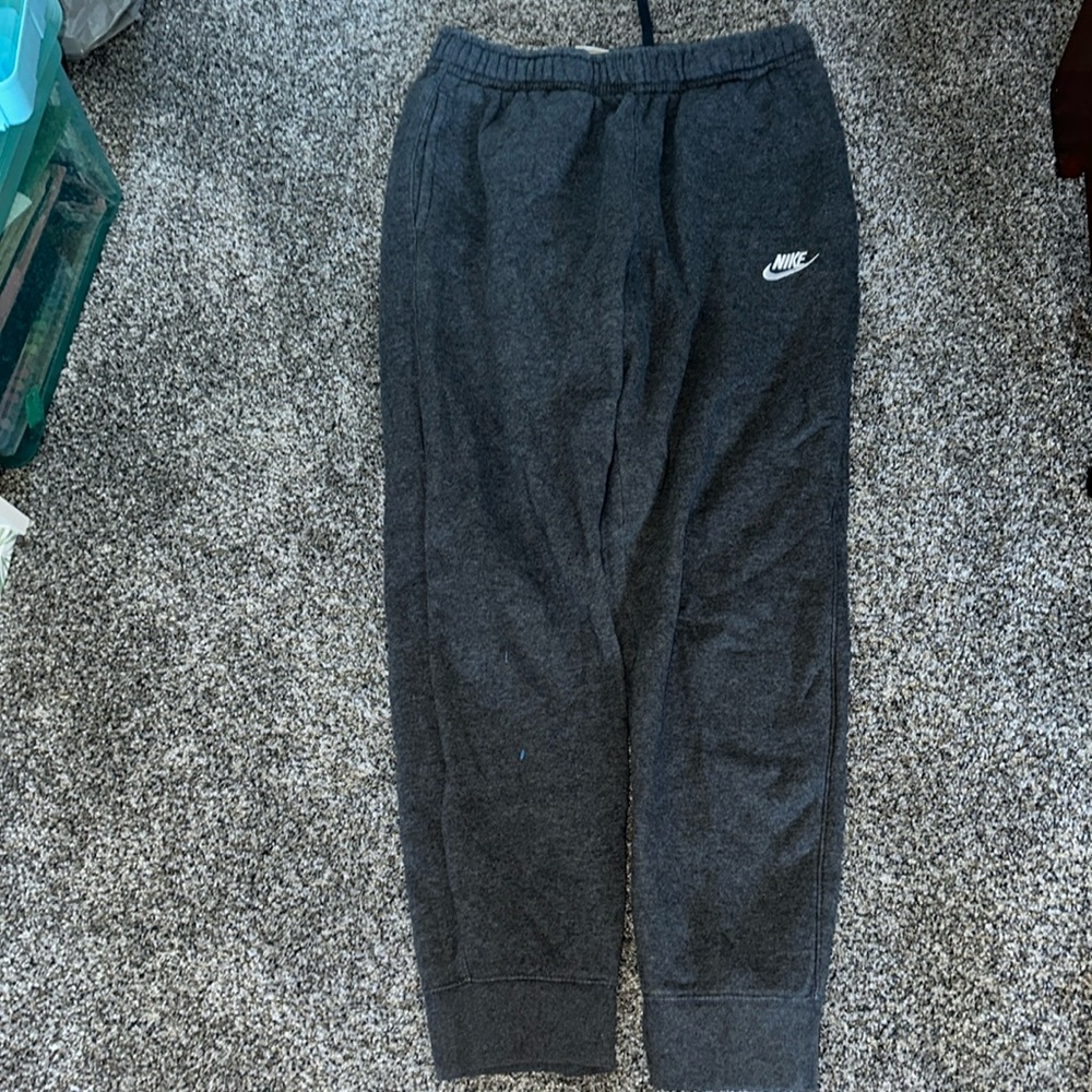 Nike medium joggers